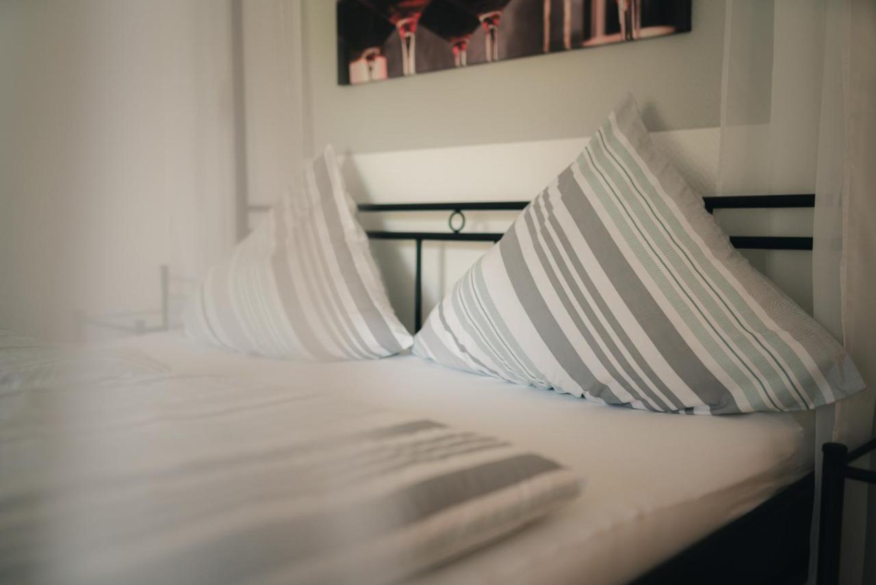 Urlaubsweingut Zecherhof Neef Εξωτερικό φωτογραφία