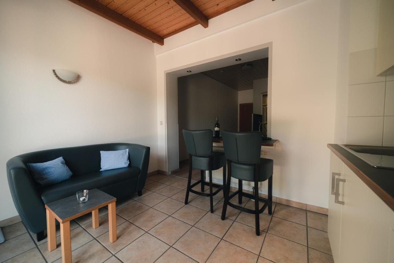 Urlaubsweingut Zecherhof Neef Εξωτερικό φωτογραφία