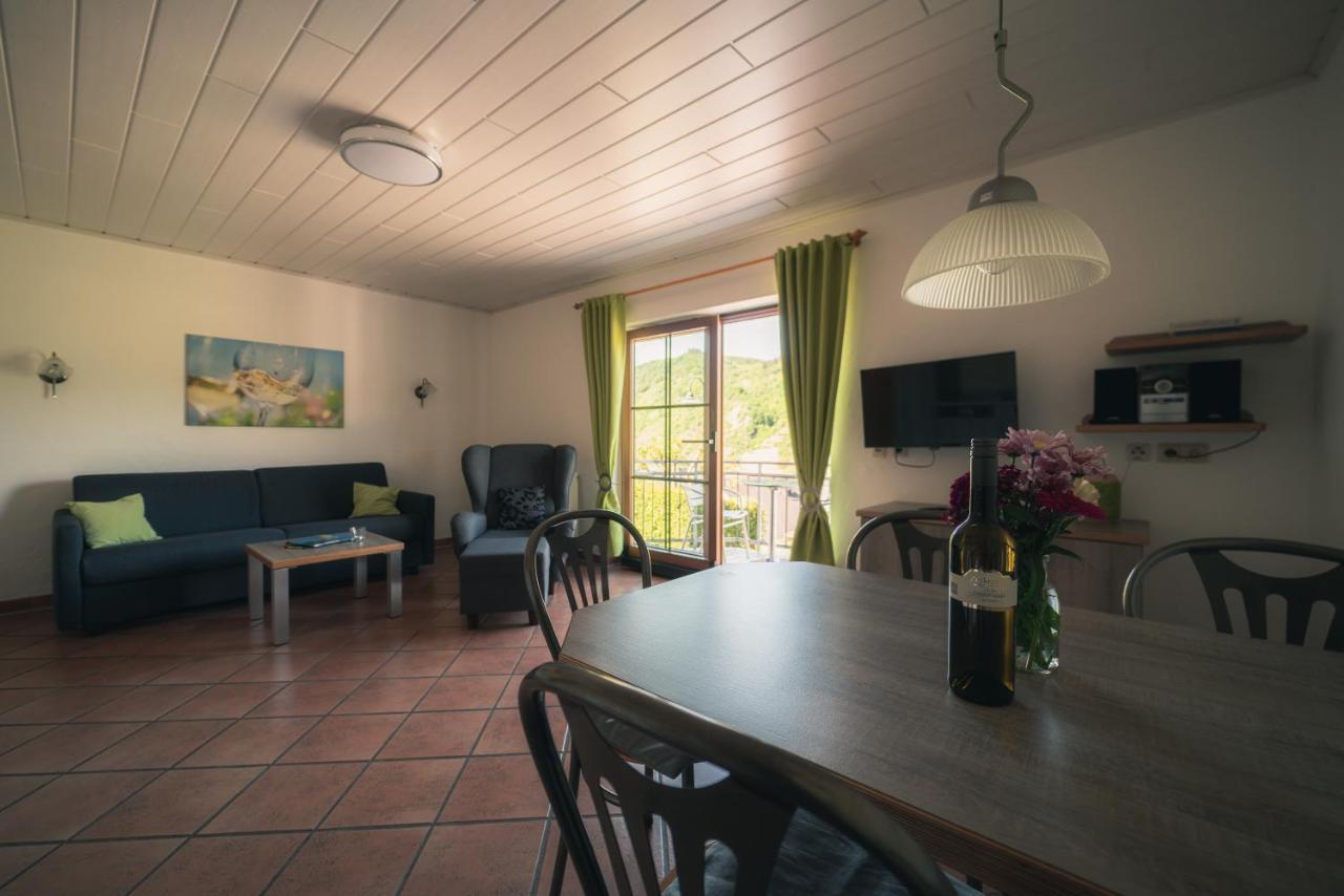 Urlaubsweingut Zecherhof Neef Εξωτερικό φωτογραφία